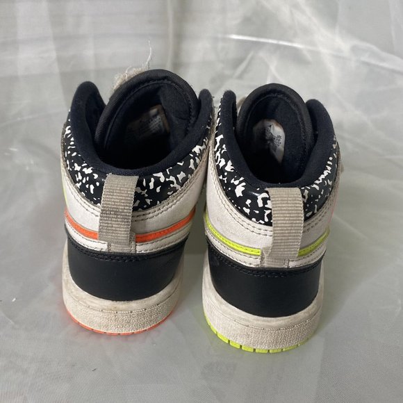 Nike Air Jordan 1 Mid (GS) Composition Notebook  554725-870 Size 12C Boys Youth - Picture 5 of 7